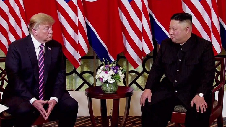 Trump čestitao Kimu rođendan